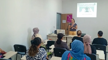 Nazilli'de kadınlara sağlık, bağımlılık ve mahremiyet eğitimi verildi