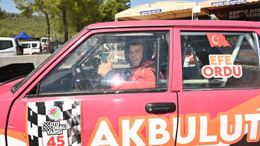 Türkiye Oto Drag Şampiyonası'nın 3. ayağı Kepez'de sıralama turlarıyla başladı