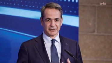Miçotakis, Türkiye kıyısına yakın Ege adacıklarında askeri karakolları denetledi