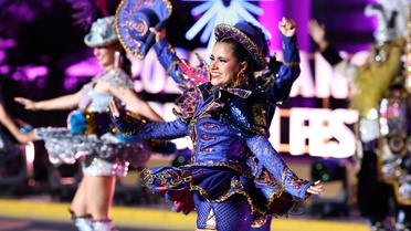 Shanghai Turizm Festivali'nde 21 araç ve 21 ekiple geçit töreni düzenlendi