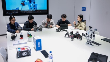 Jilin Üniversitesi ekibi biyonik robotlarda insan benzeri beceriyi hedefliyor