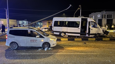 Bartın'da düğün dönüşü kaza, 3'ü çocuk 21 kişi yaralandı