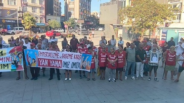 Burhaniye'de 12 Eylül için buluşan Emek ve Demokrasi Bileşenleri 'Affetmeyeceğiz' dedi