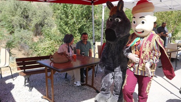 Çankırı'da üniversiteyi kazanan öğrencileri yurtlarda Keloğlan maskotları karşıladı
