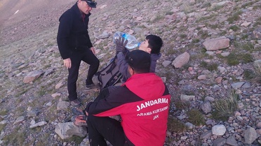 Erciyes Dağı'nda mahsur kalan yabancı turist JAK ve AFAD ekiplerince kurtarıldı