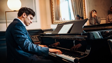 Türk piyanist Demirtaş, Amsterdam'da kendi konser serisini başlattı