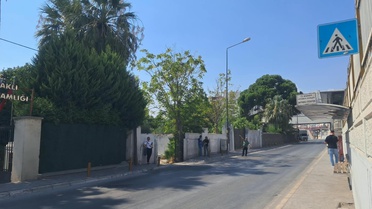 İzmir Bayraklı'da otobüsün çarptığı üniversiteli kız, hatalı tutanağa tepki gösterdi