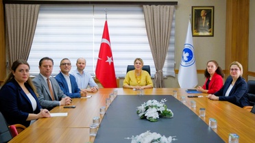 Kırklareli Üniversitesi Rektörü Ak, TSO heyetini makamında kabul etti
