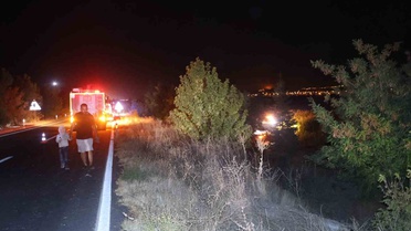 Nevşehir Gülşehir'de iki otomobil çarpıştı, mısır tarlasına savrulan araçlarda 4 kişi yaralandı