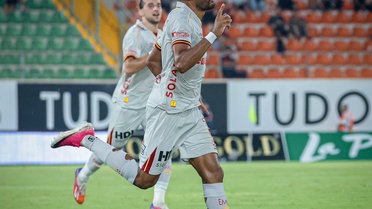 Göztepe, Alanyaspor deplasmanında 2-2 berabere kaldı