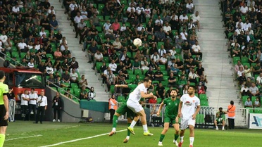 Sakaryaspor sahasında Adana 01 Futbol Kulübü SK'yı 2-0 yendi