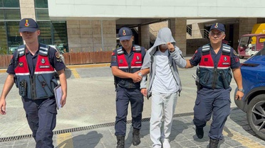 Henüz 16 yaşında! Evinden çıkanlar cezaevine soktu