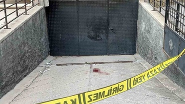 Aksaray'da 5. kattan düşen 18 yaşındaki genç kız ağır yaralandı