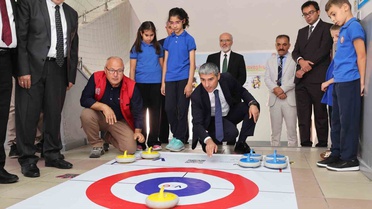 Afyonkarahisar'da 142 bin 535 öğrenci yeni eğitim yılına başladı