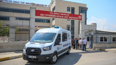 Finike'de kazada ölen Ahsengül İnce'nin cenazesi ailesine teslim edildi