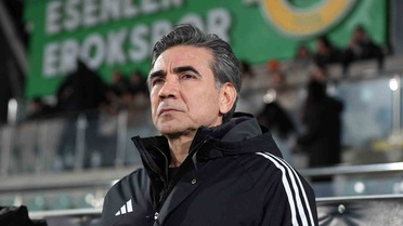 Antalyaspor'un yeni teknik direktörü Osman Özköylü ilk antrenmana çıktı
