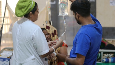 Bangladeş'te dang hummasına karşı 3 aylık kampanya başlatıldı, 143 kişi hayatını kaybetti