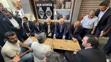 Bilal Erdoğan Diyarbakır'da Rojin Kabaiş'in babasını dinledi