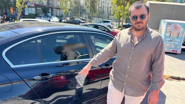 Eski vekilin eşine ’Aracımı çizdi’ suçlaması: Taraflar birbirinden şikayetçi oldu