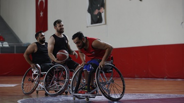Gazişehir Gaziantep tekerlekli sandalye basketbolunda play-off hedefiyle hazırlanıyor