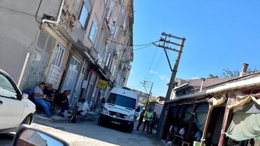 Gelibolu'da yalnız yaşayan fayans ustası evinde ölü bulundu