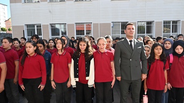 Hizan'da yeni eğitim öğretim yılı başladı