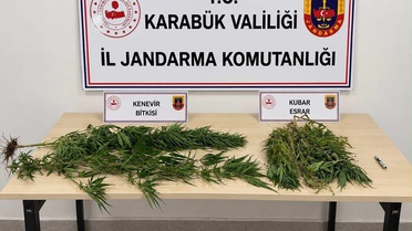 Karabük ve Safranbolu'da uyuşturucu operasyonunda 3 zanlı gözaltına alındı