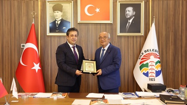MİKSEN Genel Başkanı Çiçek, Şile Belediye Başkan Vekili Terzi'yi ziyaret etti