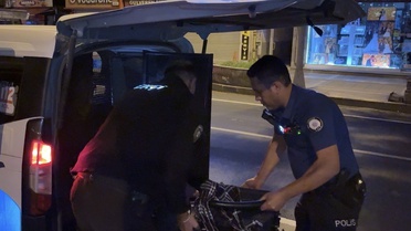 Kayseri'de tramvayı kaçıran anne ve engelli oğlunu polis evine bıraktı