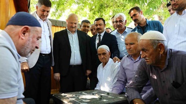 Vali Küçük, Kahta’da esnaf ve vatandaşlarla bir araya geldi