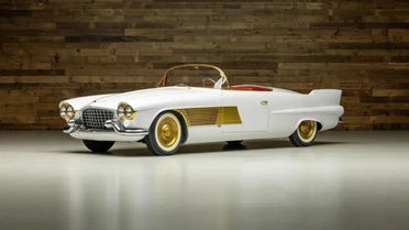 1953 Cadillac Elegante, 1,2 milyon dolarla müzayede rekoru kırdı