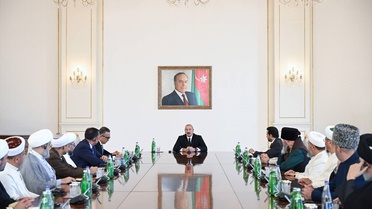 Aliyev dini liderlere seslendi, işgal döneminde 65 caminin yıkıldığını hatırlattı