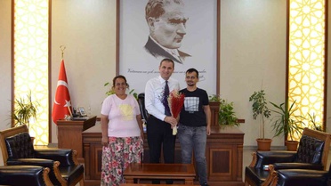 Görme engelli Özcan Şaylı, Karamanoğlu Mehmetbey Üniversitesi'ni kazandı