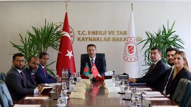 Bayraktar, Bangladeş Büyükelçisi Haq ile enerji iş birliğini görüştü