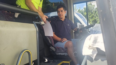 Mersin Bozyazı'da polis okul çevrelerinde denetim yaptı, 142 kişi sorgulandı