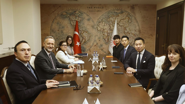 Dışişleri Bakan Yardımcısı Gümrükçü, Hanwha Grup yöneticisi Wong ile görüştü