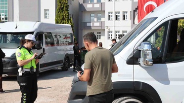 Eskişehir'de 46 okul servis aracı denetimden geçirildi