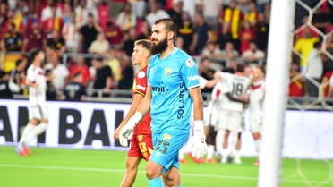 Göztepe 5 sezon sonra düşme hattında, Çaykur Rizespor maçı galibiyet hedefiyle bekleniyor
