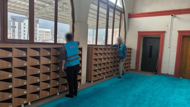 Hakkari'de yükümlüler 23 cami ve 8 okulda temizlik yaptı