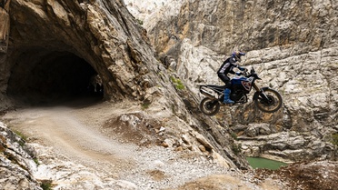 Karanlık Kanyon ve D915, macera arayan motosikletçilerin rotasında