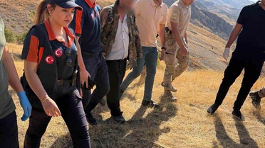 Siirt Pervari'de kaybolan 42 yaşındaki zihinsel engelli vatandaş kayalıklarda sağ bulundu