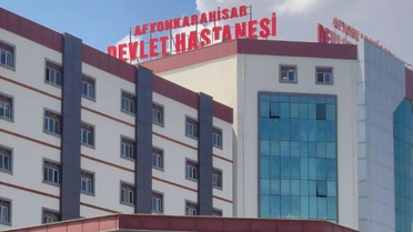 Devlet hastanesi doktorları birbirine girdi! Psikoloğun kocası doktoru dövdü