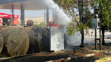 Siirt Kurtalan'da akaryakıt istasyonu bahçesindeki yangın depolara sıçramadan söndürüldü