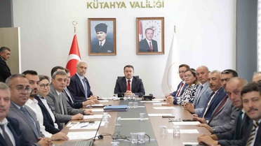 Simav Çayı için atık su zirvesi, Vali Işın projelerin hızlandırılmasını istedi