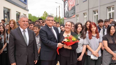 Sinop’ta 16 derslikli modern lise hizmete açıldı