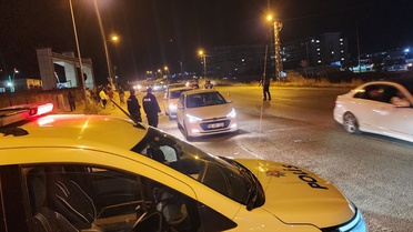 Sivas'ta Cumhuriyet Üniversitesi yerleşkesinde polis denetim yaptı