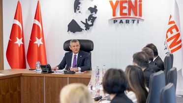 Yeni Parti Sözcüsü Emre isim tartışmasına kapı kapattı, 'Biz ismimizi koruyoruz' dedi