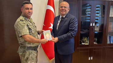 2. Hudut Tabur Komutanı Arıkan, Uzunköprü Kaymakamı Köken'i ziyaret etti