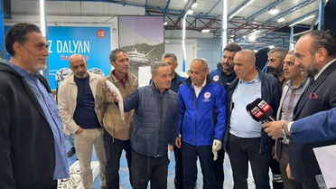 Ankara'da balık sezonu açıldı, hamsi ve palamut bolluğu esnafı sevindirdi