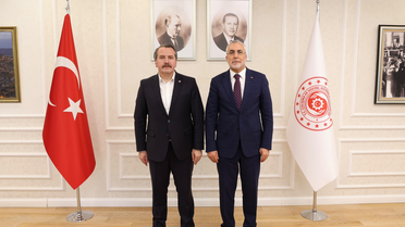 Memur-Sen Başkanı Yalçın, Bakan Işıkhan'a ek protokol ve seyyanen zam talebini iletti